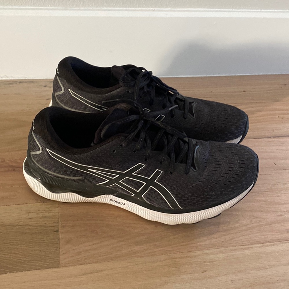 ASICS GEL-NIMBUS 24